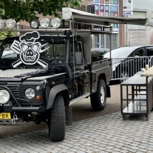 Huur Smokey & the Barrels