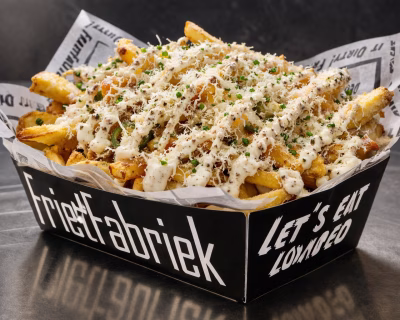 Loaded Fries Hollandse Style
